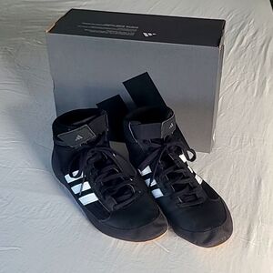 Mens 9.5 adidas wrestling shoes black/white